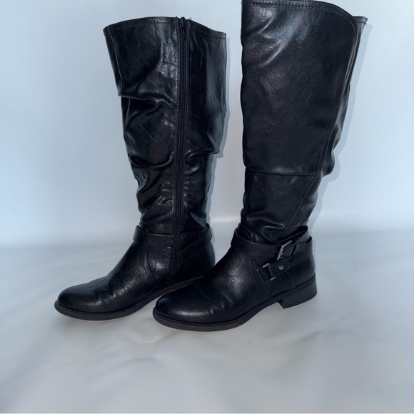 White Mountain Sleek Black Knee high Boots size 8 wide calf - Picture 1 of 16